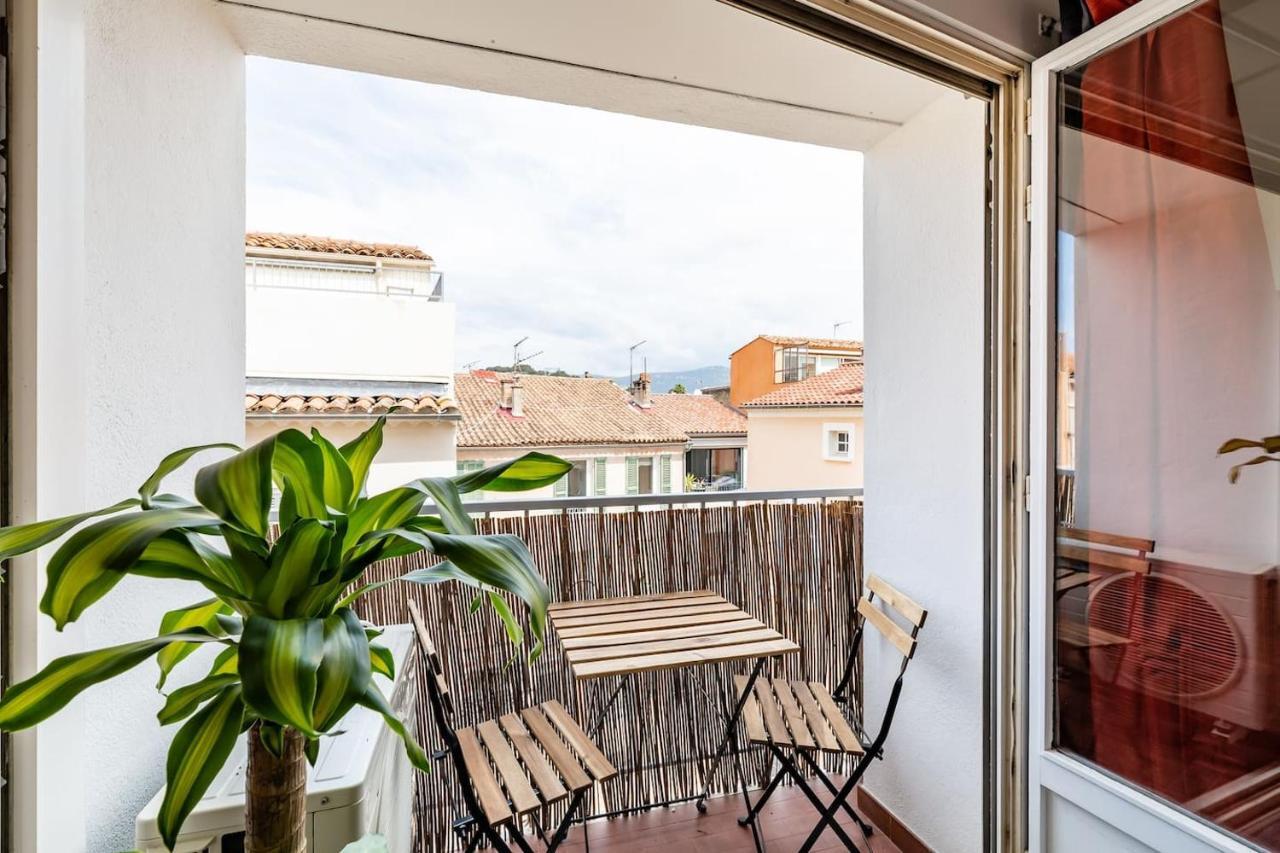 Studio Centre Ville Avec Parking Sanary-sur-Mer Kültér fotó